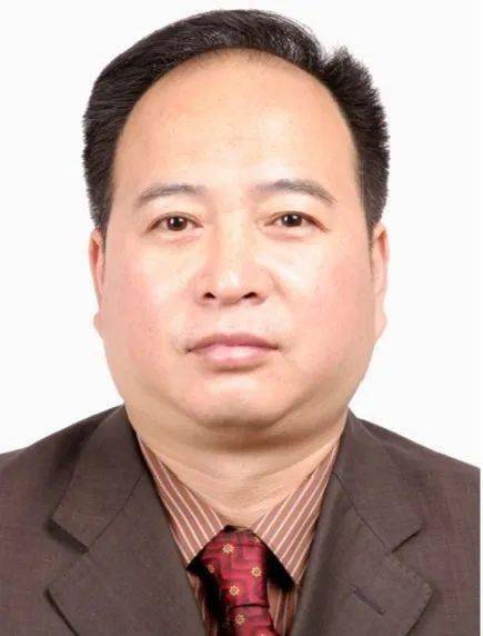 喜讯9月27日周日北京知名中医专家周国栋来镇平中医院坐诊