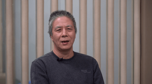 贪官忏悔:"38年,一辈子,眼睛一眨全都没有了"_申屠