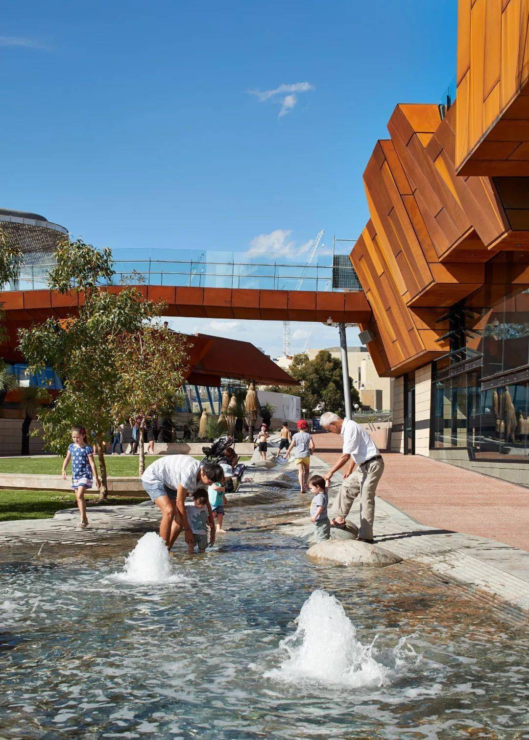 流水遇景观, 给你来点灵感_场地