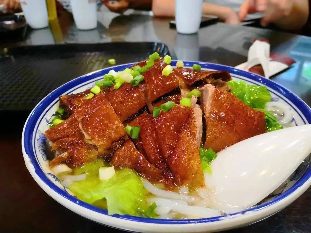 厚街濑粉是东莞的传统美食,名声享誉粤港澳,其制作工艺属于省级非物质