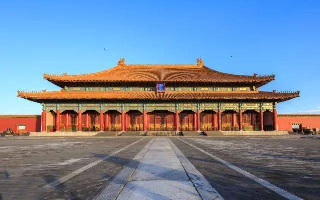 是古建筑屋顶的最高等级,多用于皇宫或寺观的主殿,如故宫太和殿,泰安