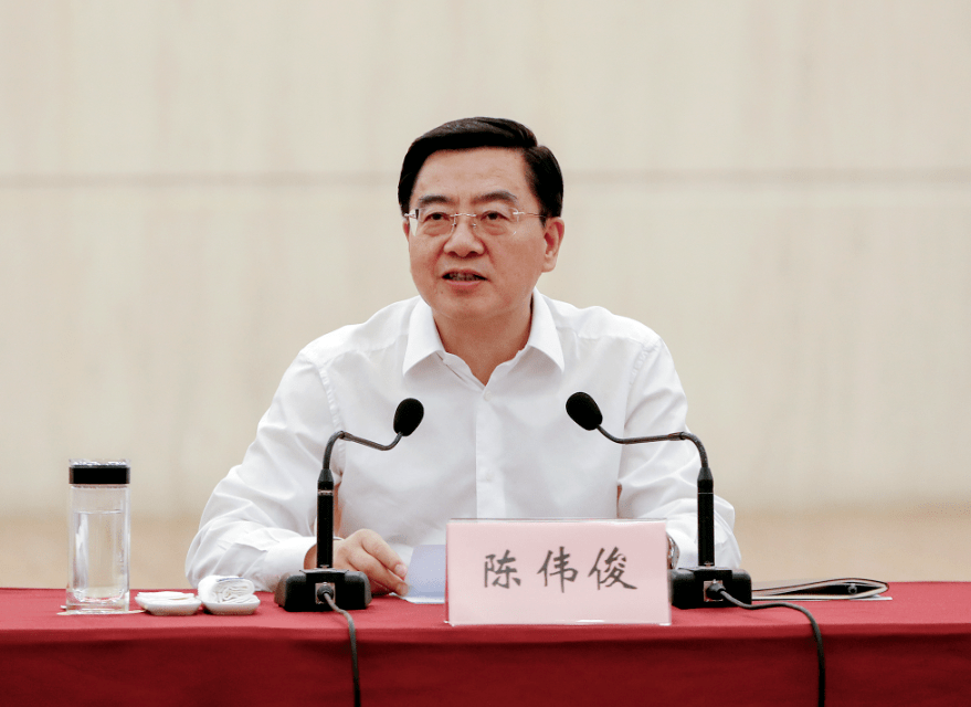 陈伟俊在全市统一战线读书会上强调为建设重要窗口贡献更大智慧和力量