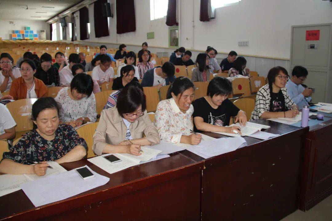 骨干示范名师引领涿州实验中学举行骨干教师示范观摩课活动