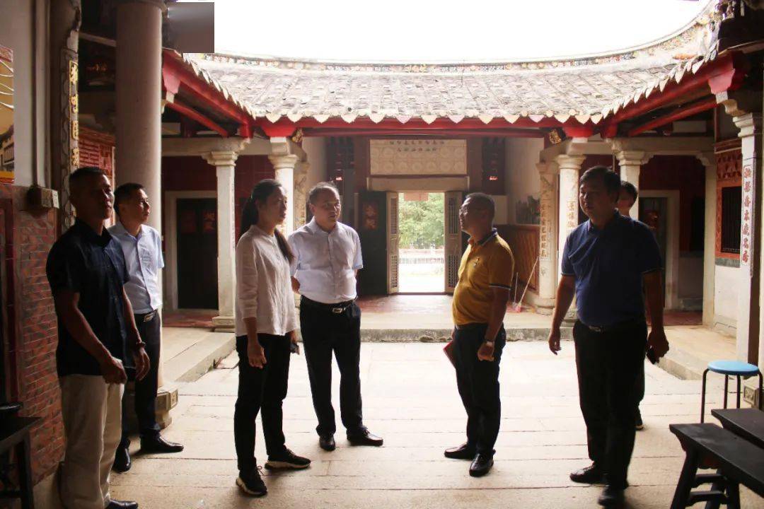 南安市副市长王昭昭到英都镇调研指导工作