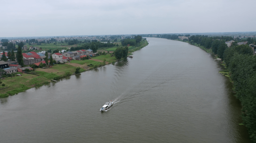 根据四湖总干渠污染防治三年行动计划,到2020年底,四湖总干渠流域地表