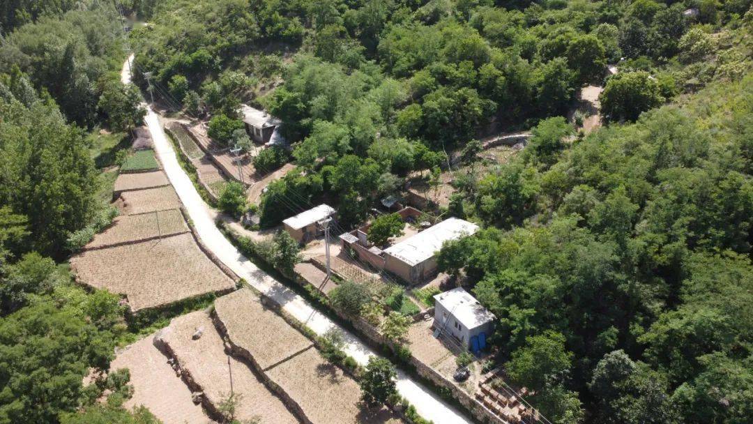 老照片里寻乡愁阜平搬迁村航拍照片系列之城南庄
