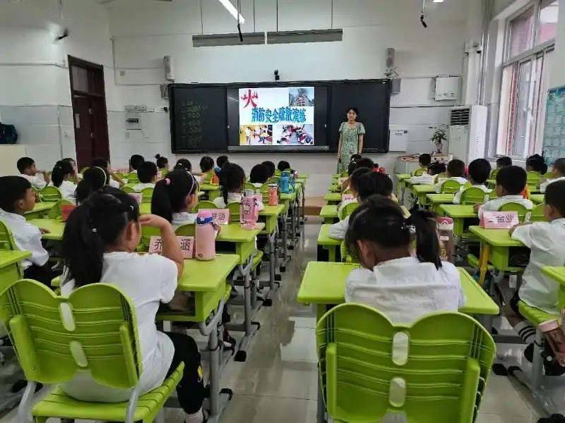 校园安全岱岳区智源小学消防在心中安全系你我