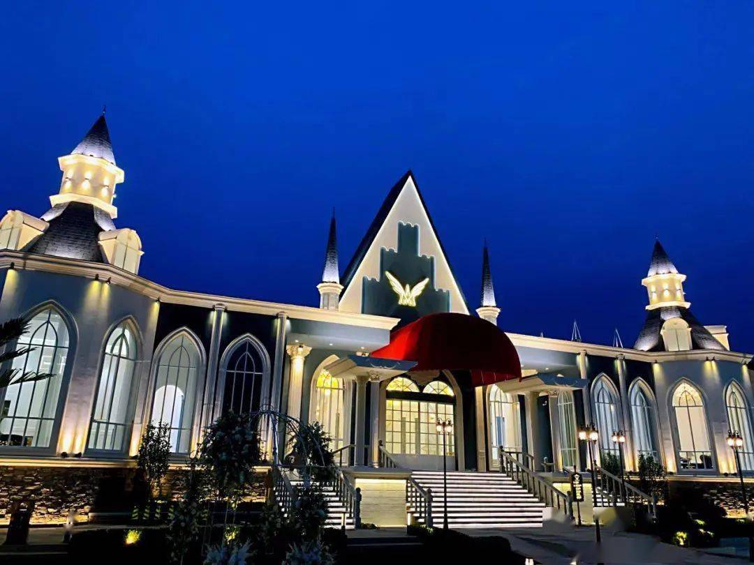 英式城堡庄园酒店荣悦台74梦想城身处城市中心,黄金地段创客 文创园