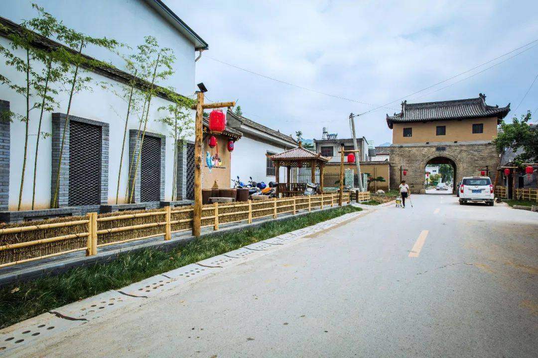 一笔一画绘蓝图一砖一瓦成妙景滦镇街道花园乡村建设成效斐然