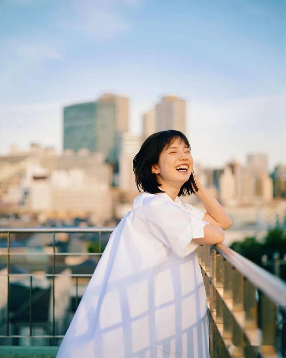 入秋的第一颗糖来自甜度100的弘中绫香