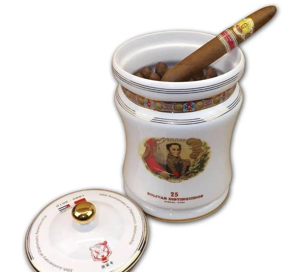 古巴推出中国古巴建交60周年纪念雪茄