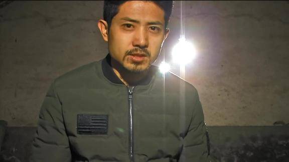 铁笼黑心商人被正法其子钱进心有不甘绑架了案件破案人员