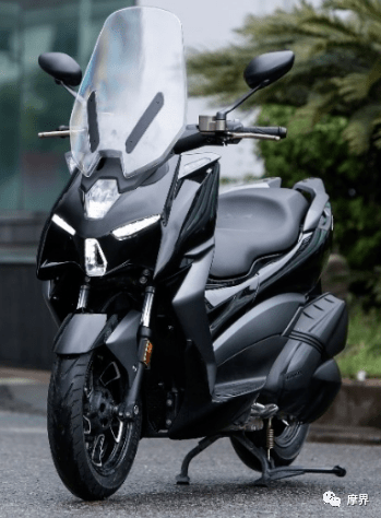 售价3万的升仕310m踏板车亮相.