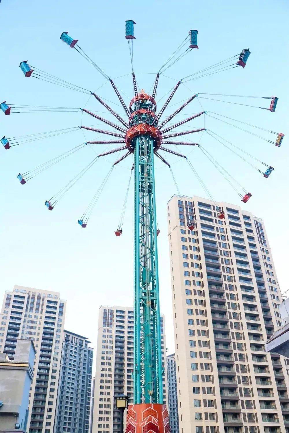 『彩虹游乐园』终于来了!彩虹云梯,彩虹墙.晋江25分钟直达!