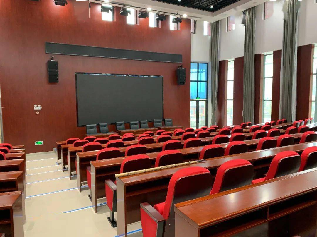 好气派泰顺县委党校新校区正式投用