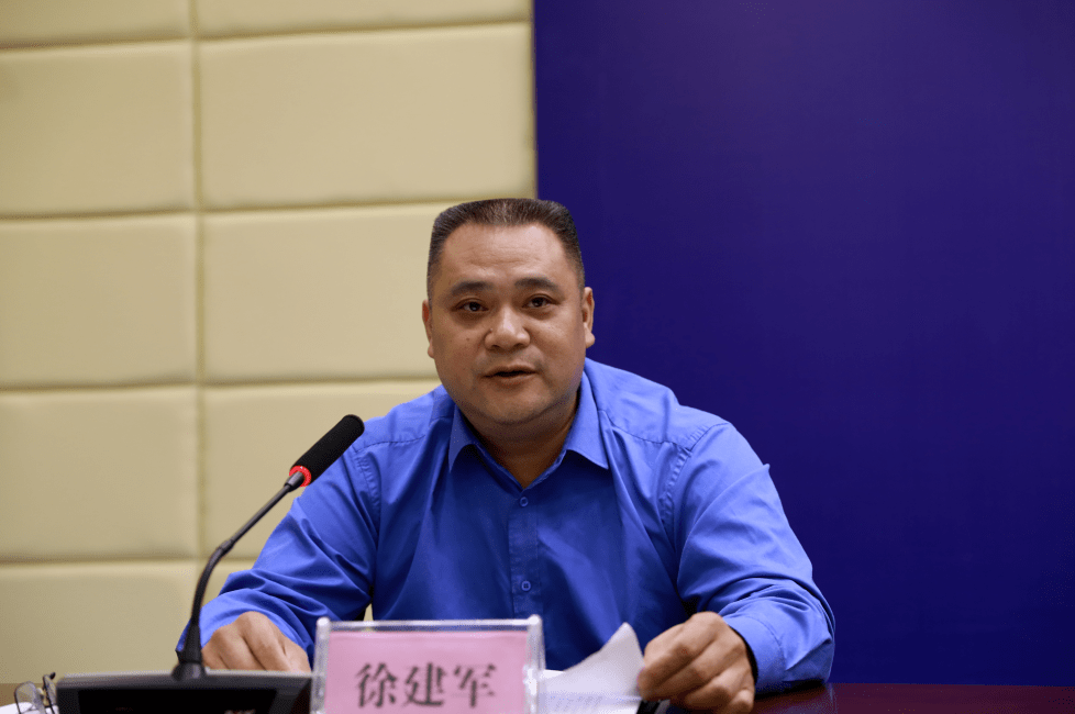 市城管委副主任徐建军介绍,我市城乡生活垃圾治理取得明显成效,城市