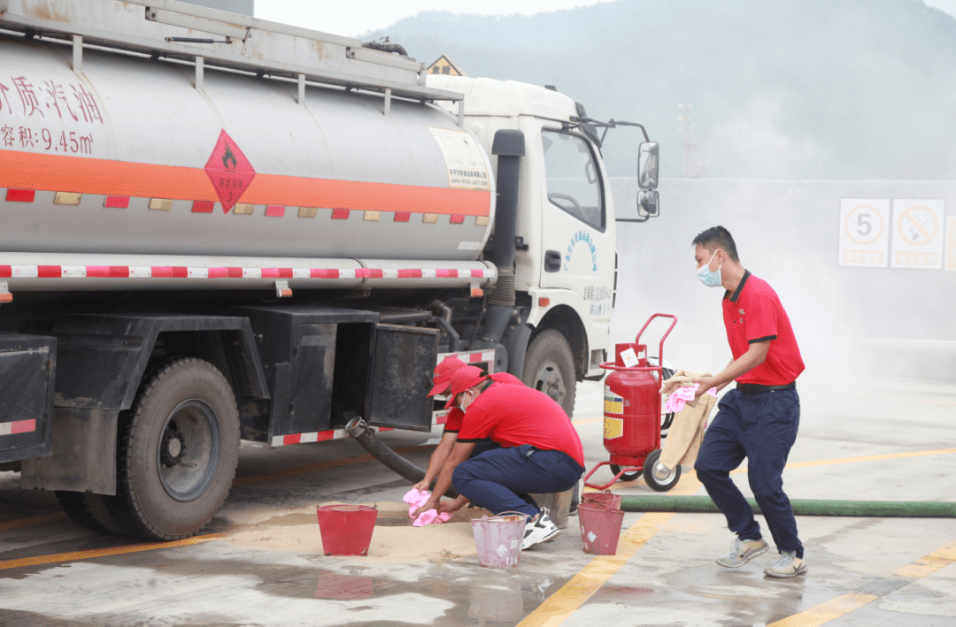 台城某加油站浓烟滚滚?莫慌,是演练!_应急