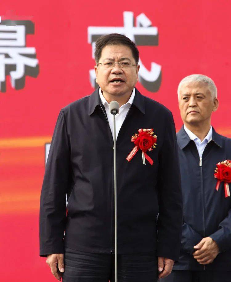 中共阳城县委副书记,阳城县人民政府县长史小林宣布:中国61阳城第五