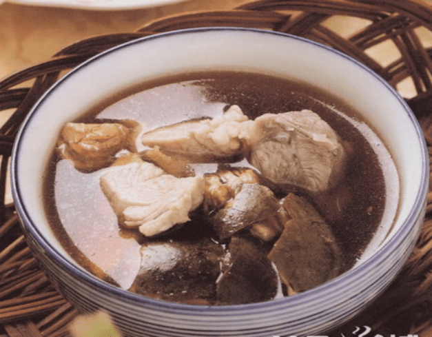 感觉咽喉不适试试罗汉果和雪梨山楂等搭配吧