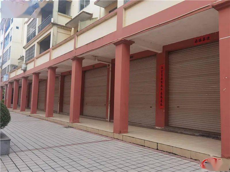 宾阳这条步行街没人气上百间铺面关门停业