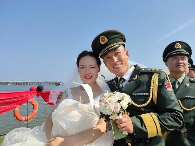 士官结婚照片图片