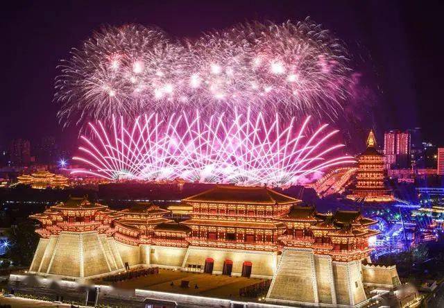 2020年央视中秋晚会烟花秀洛阳古今辉映如梦如幻