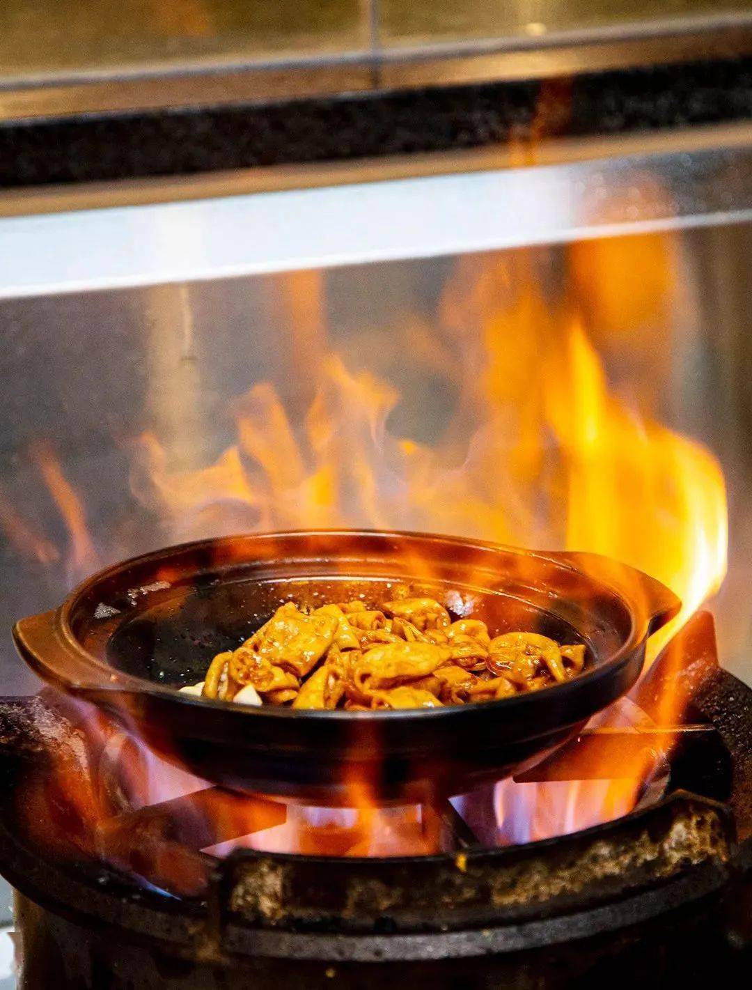 自带空中花园,吃的就是火候的艺术!啫啫煲6折嗨爆