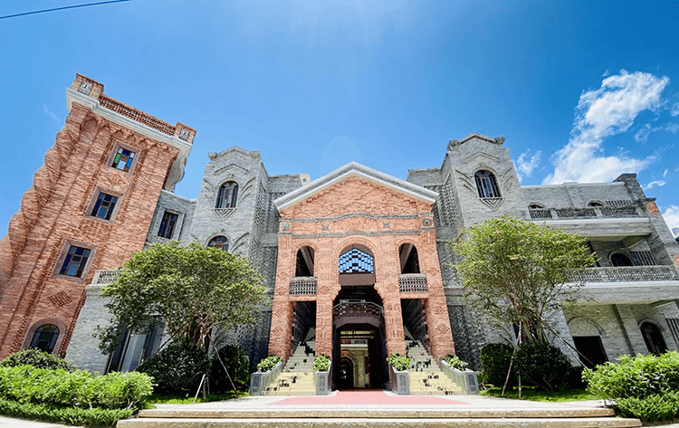 敬业江门江门市乡村工匠系列报道关询维创新艺术砌砖助力乡村振兴