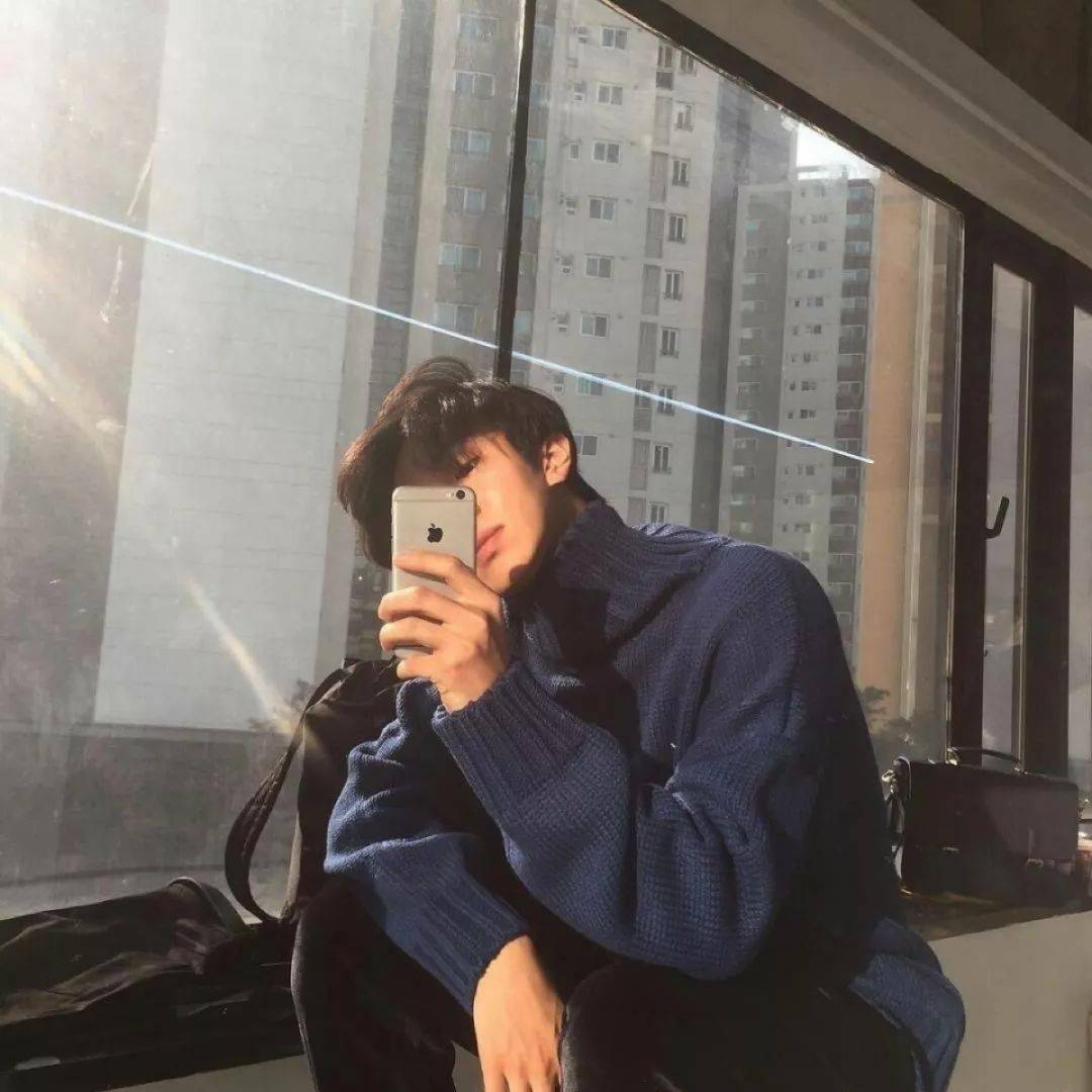 帅气男生头像抓紧拿去撩小姐姐