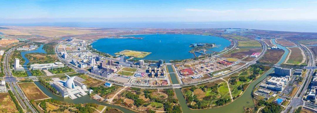 自贸区新片区建设,促进上海科创中心建设主体承载区(临港新城)的发展