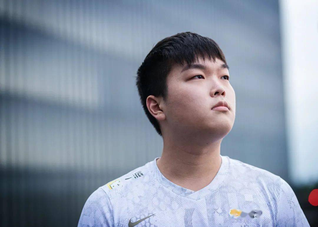 出品|人民电竞作者|王思奇编辑|kevin题图|采访对象提供10月8日,上海