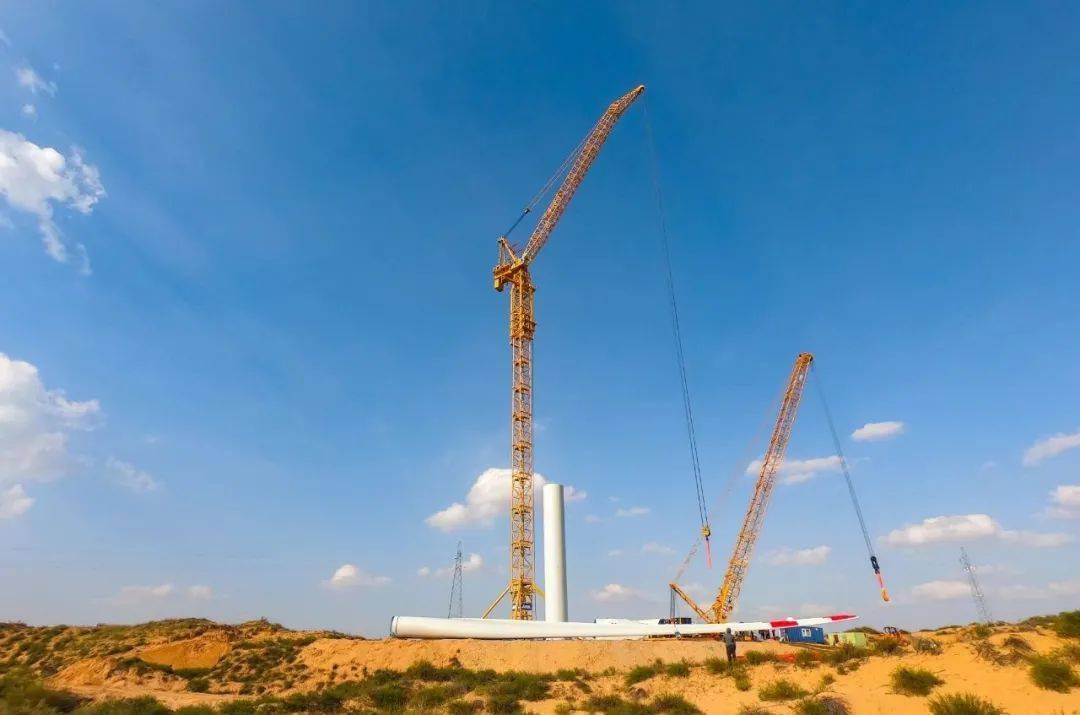 与风同行160米以上风电吊装之王首吊告捷