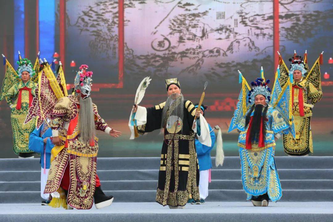 河南卫视梨园春走进中国曲艺之乡宝丰上演马街斗书场