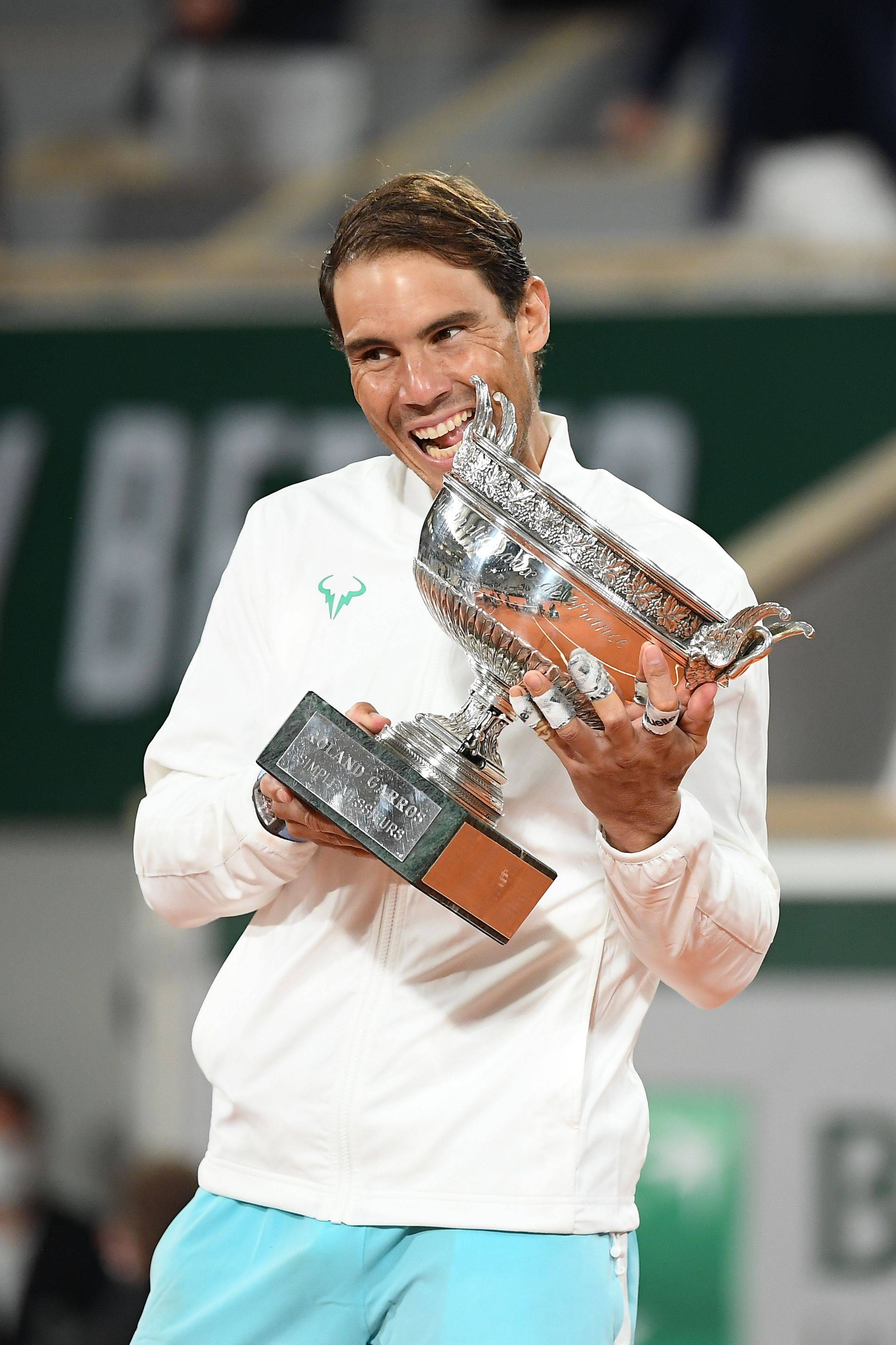 网球法网纳达尔夺得男单冠军