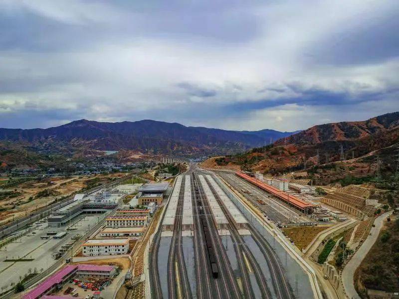 高铁补装视频播放网站_高铁补装视频播放网站下载 高铁补装视频播放网站_高铁补装视频播放网站下载