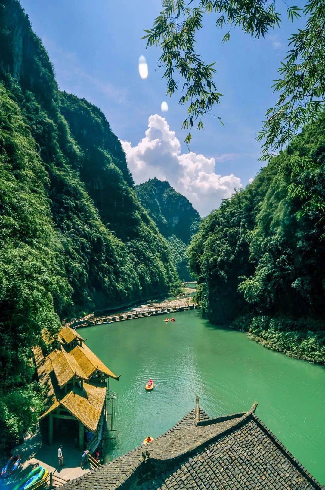 风物|阿依河畔的神秘部落,一项古老工艺传承300余年_造纸