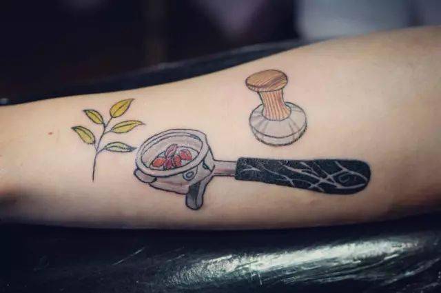 跟咖啡有关的纹身也许你也想要一个