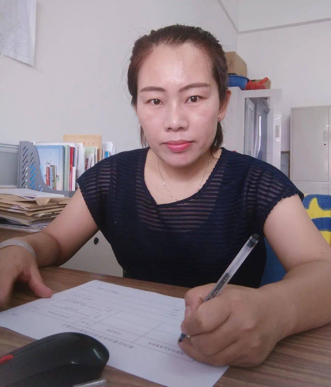 师者最美绽放北重四中张晓英无私奉献追求卓越