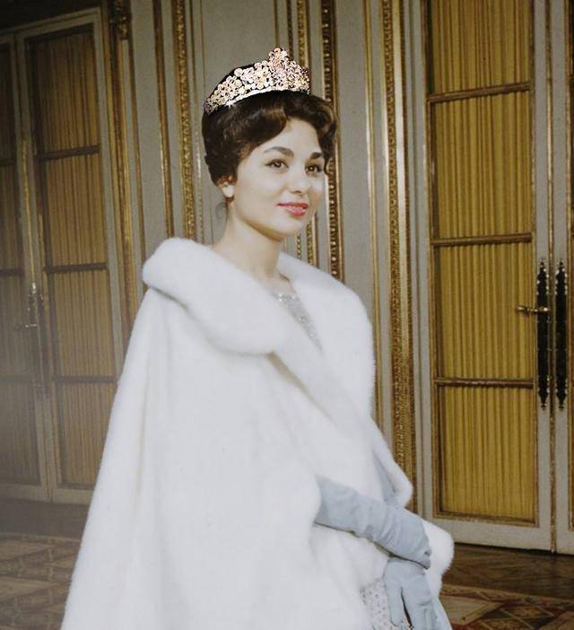 伊朗巴列维国王的3位王后每一位都风华绝代但无一落得善终