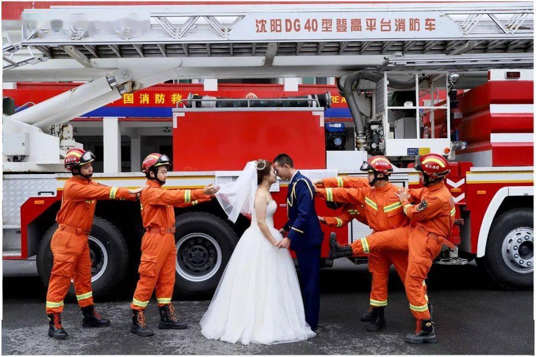 羡慕,你就嫁了吧!平昌消防员最美结婚照_祝福