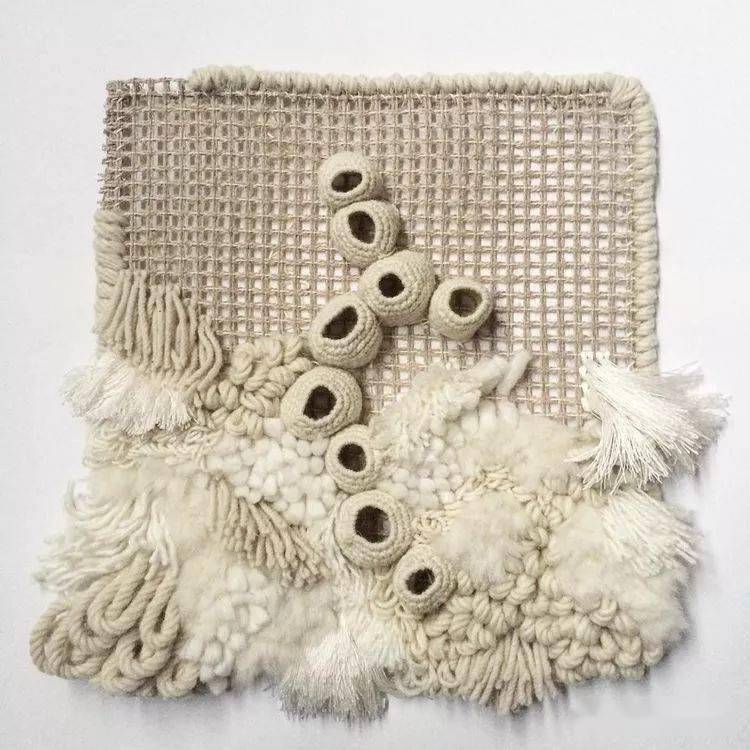 作品集编织篇启迪灵感的面料改造100例吸睛又实用的时装编织创意肌理