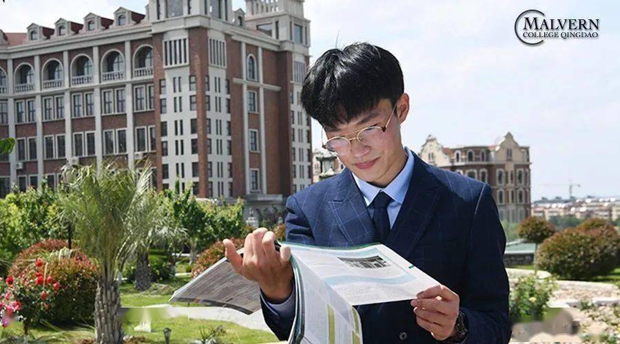 青岛墨尔文中学校长说学习肯定苦全世界都一样