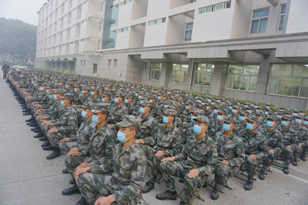 新兵复检啥样子现场图片来了