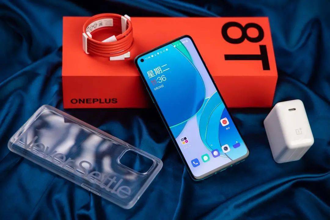 一加8t评测:精致设计的屏幕超旗舰_手机搜狐网