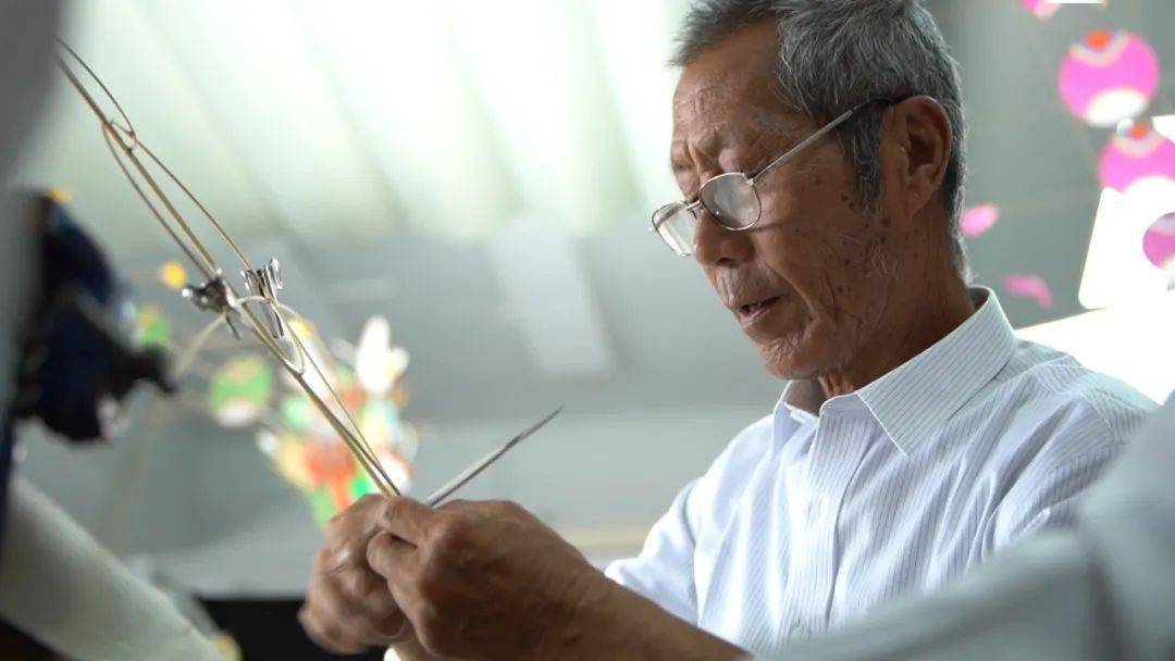 2020传承的力量中秋节篇精彩回顾昆明市第一中学滇派硬翅风筝