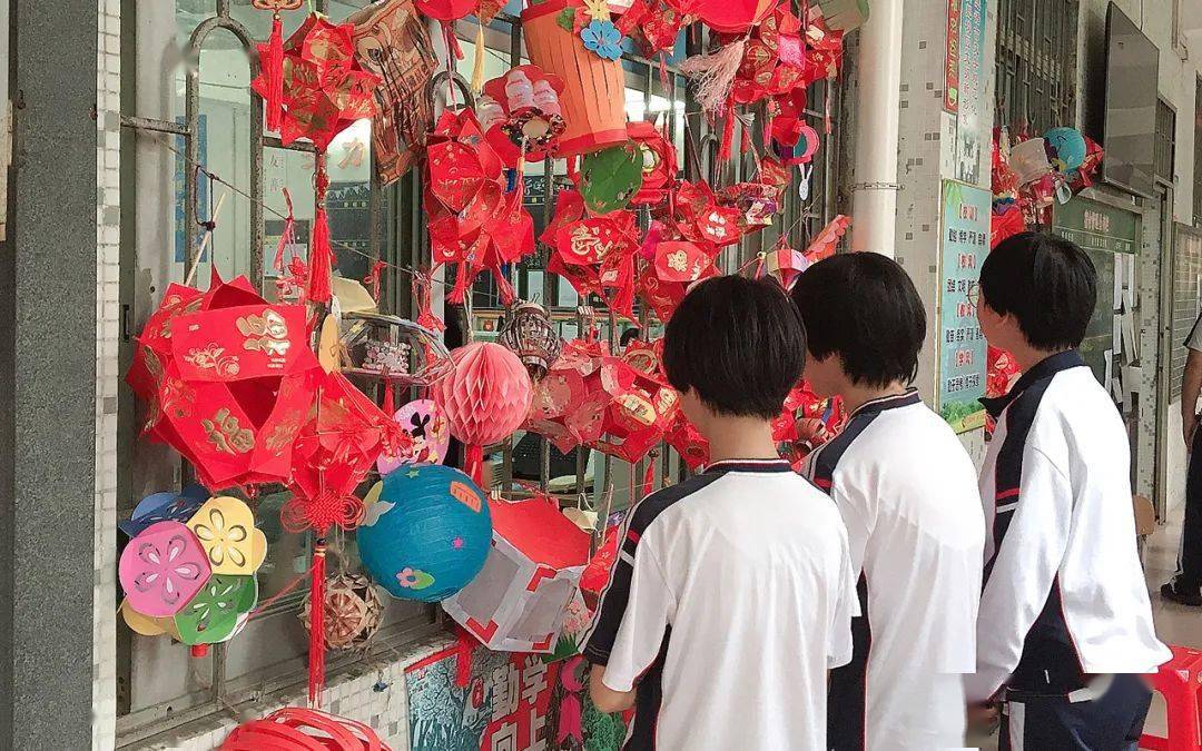 活力镇中精彩无限|"为祖国祈福"手工灯笼制作大赛优秀作品展_手机搜狐