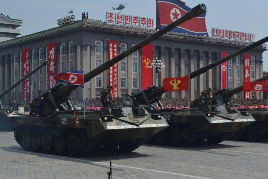 朝鲜午夜阅兵让东亚怪物房更变态了?