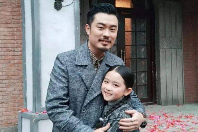 王亭文:曾合作过邓伦和贾静雯,如今在《瞄准》中扮小雪身世成谜