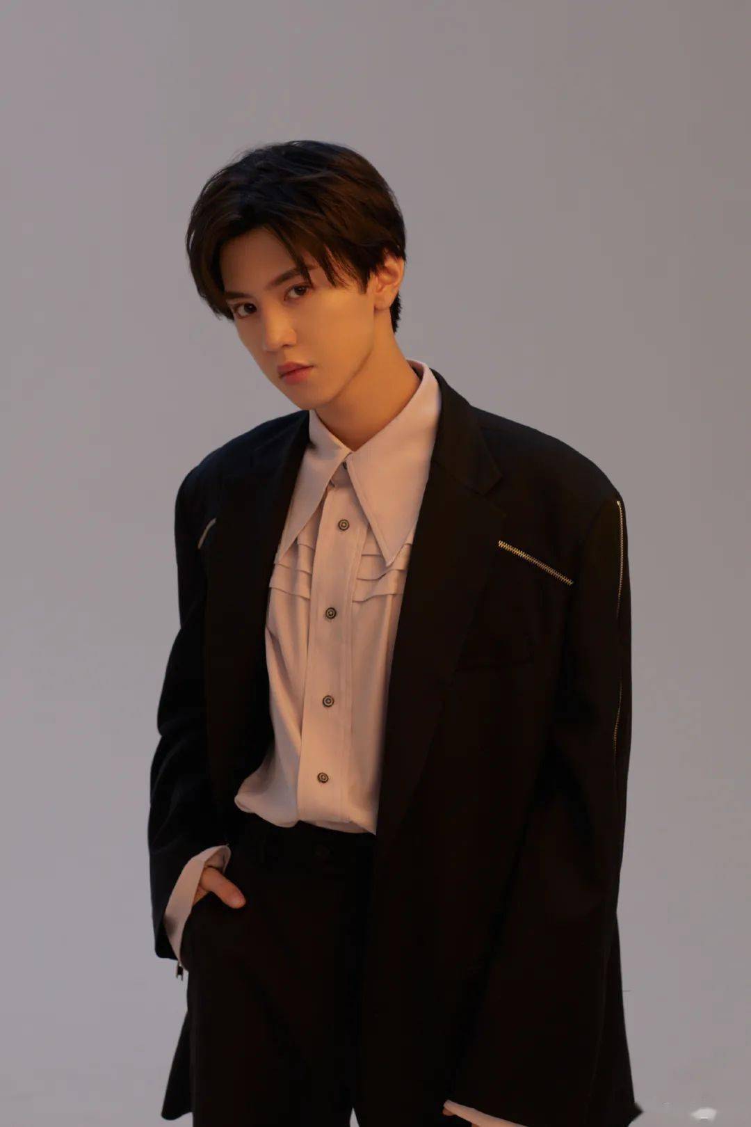 凤唳九天圆满收官后浪绩优股陈哲远实力斩获优质口碑