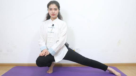 血糖不好抻脾经1个压腿动作每天3分钟拉伸脾经刺激胰腺